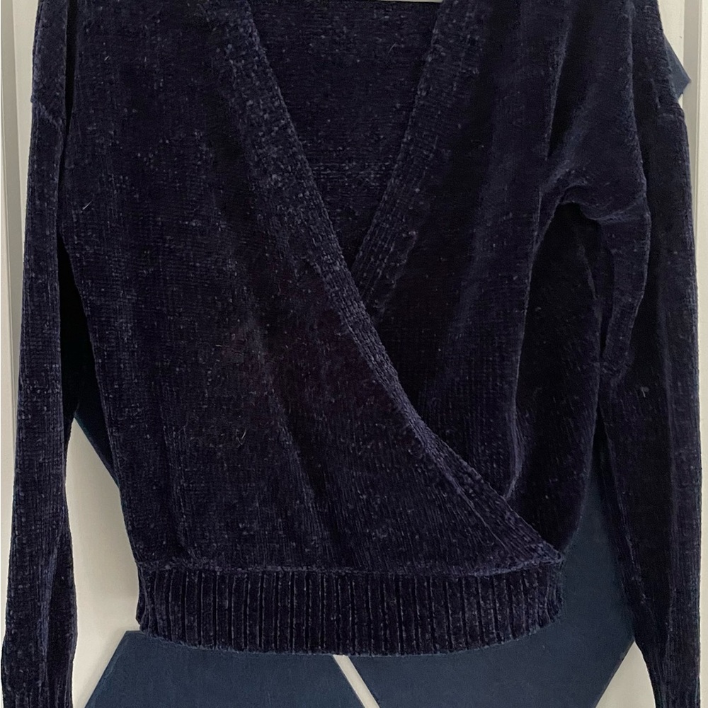 Women’s faux wrap sweater. Excellent used condition. - Picture 2 of 4